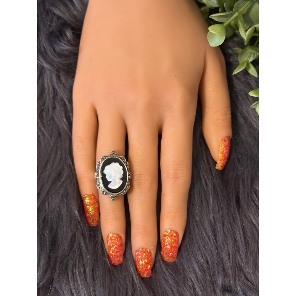 ❌Vintage Sterling Silver 925 Lady Cameo Marcasite Ring - Picture 7 of 8